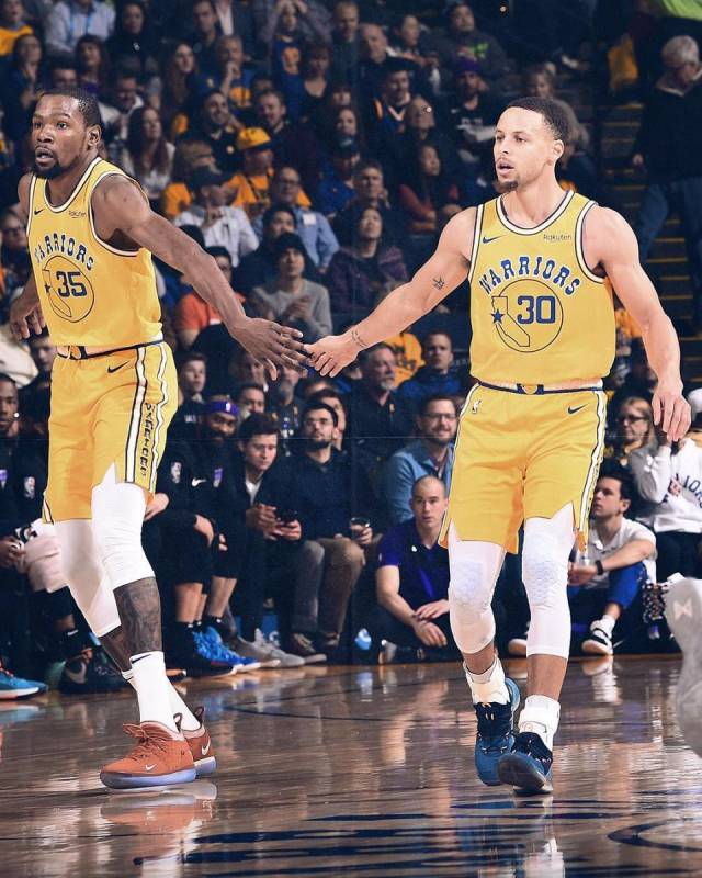 距离的拉开 距离的拉开